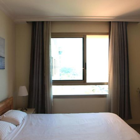 Sea View Beach Apartment Haifa Buitenkant foto